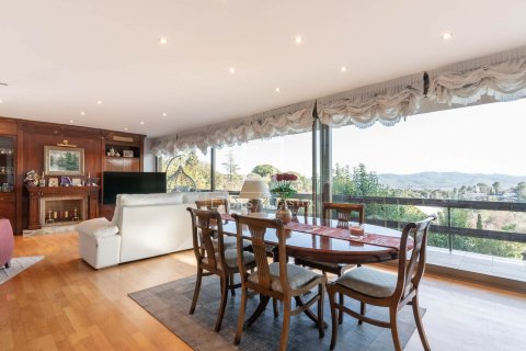 Huvila myytävänä Bellaterra, Barcelona, Espanja, 7 makuuhuonetta, 437 m2 No. 166329 - kuva 2