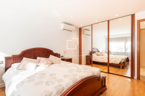 Huvila myytävänä Bellaterra, Barcelona, Espanja, 7 makuuhuonetta, 437 m2 No. 166329 - kuva 19