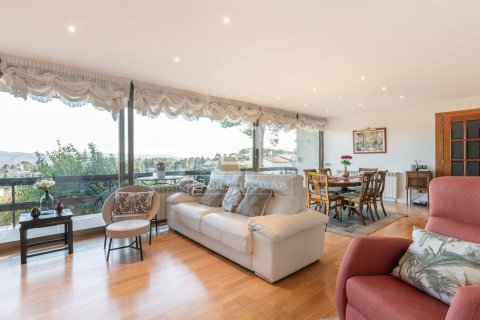 Huvila myytävänä Bellaterra, Barcelona, Espanja, 7 makuuhuonetta, 437 m2 No. 166329 - kuva 6