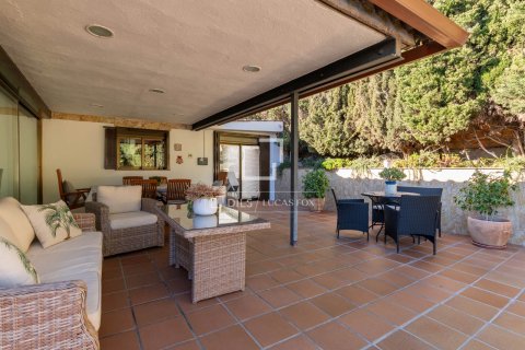 Huvila myytävänä Bellaterra, Barcelona, Espanja, 7 makuuhuonetta, 437 m2 No. 166329 - kuva 5