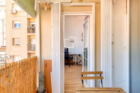 Apartamento en venta en Barcelona, España 2 dormitorios, 70 m2 No. 166332 - foto 6