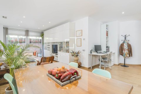 Apartamento en venta en Barcelona, España 3 dormitorios, 102 m2 No. 166327 - foto 5