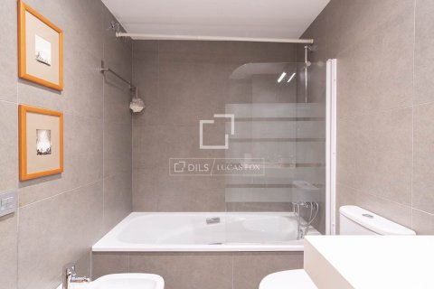 Apartamento en venta en Barcelona, España 3 dormitorios, 102 m2 No. 166327 - foto 25