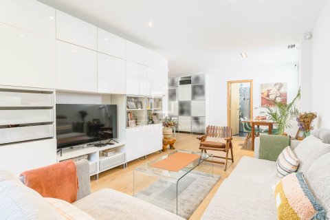 Apartamento en venta en Barcelona, España 3 dormitorios, 102 m2 No. 166327 - foto 3