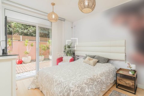 Apartamento en venta en Barcelona, España 3 dormitorios, 90 m2 No. 166330 - foto 12