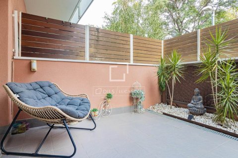 Apartamento en venta en Barcelona, España 3 dormitorios, 90 m2 No. 166330 - foto 2