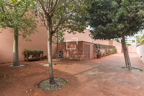 Apartamento en venta en Barcelona, España 3 dormitorios, 90 m2 No. 166330 - foto 30