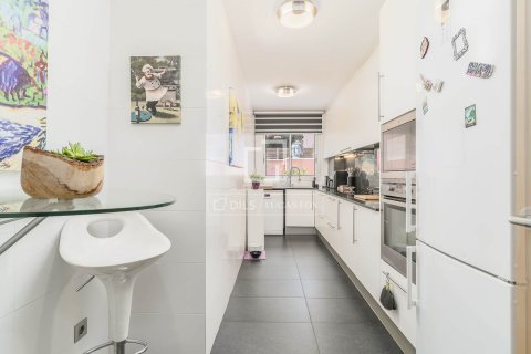 Apartamento en venta en Barcelona, España 3 dormitorios, 90 m2 No. 166330 - foto 8