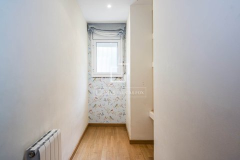 Villa in vendita a La Floresta, Barcelona, Spagna 6 camere da letto, 353 mq. N° 166333 - foto 29