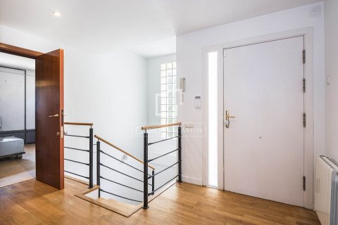 Villa in vendita a La Floresta, Barcelona, Spagna 6 camere da letto, 353 mq. N° 166333 - foto 4