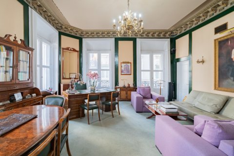 Apartamento en venta Madrid, España 7 dormitorios, 310 m2 No. 119774 - foto 3