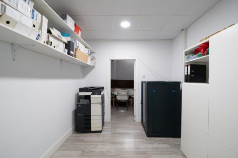 Apartamento en venta Madrid, España 7 dormitorios, 310 m2 No. 119774 - foto 27