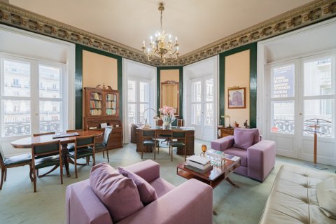 Apartamento en venta Madrid, España 7 dormitorios, 310 m2 No. 119774 - foto 2