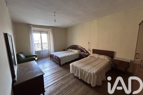 Talo myytävänä Villamanan, Leon, Espanja, 5 makuuhuonetta, 481 m2 No. 185872 - kuva 9