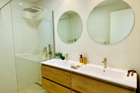 Bungalow en venta en Pilar de la Horadada, Alicante, España 2 dormitorios, 73 m2 No. 190982 - foto 15