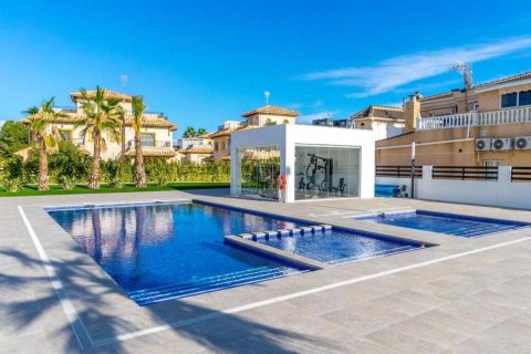 Apartment for sale in Torrevieja, Alicante, Spain 2 bedrooms, 87.4 sq.m. No. 175961 - photo 13