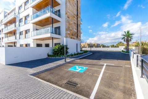 Apartment for sale in Torrevieja, Alicante, Spain 2 bedrooms, 87.4 sq.m. No. 175961 - photo 2