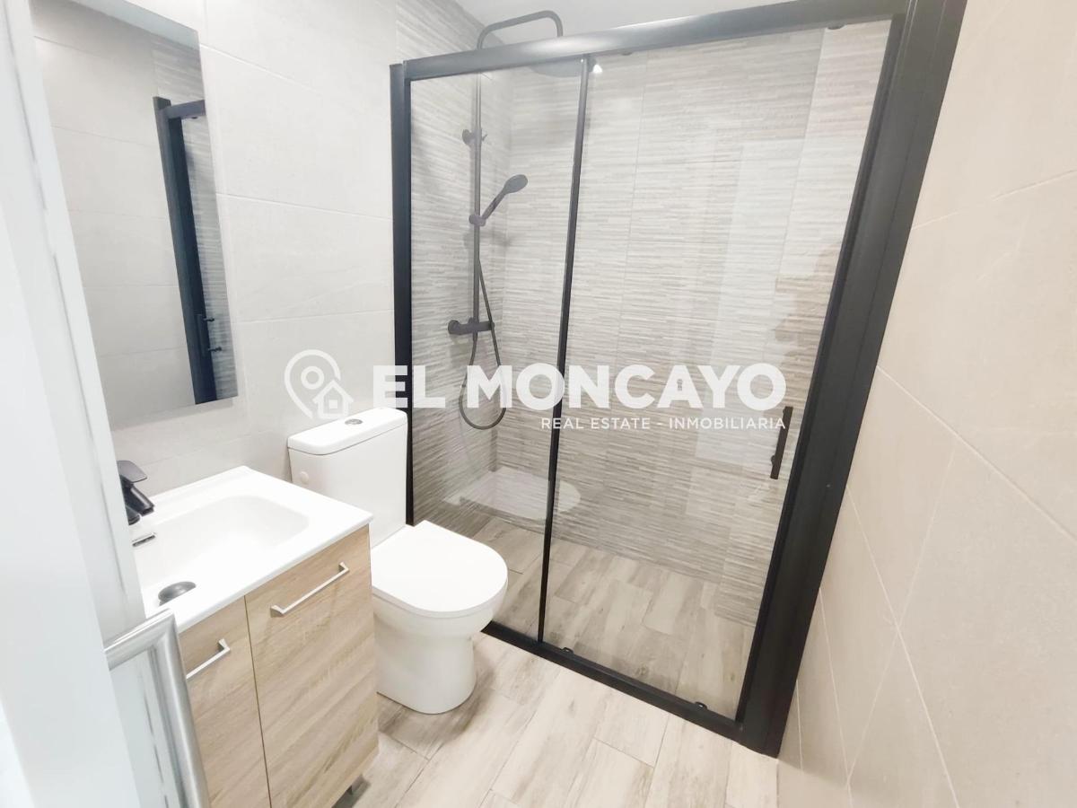 Apartment in Guardamar del Segura, Alicante, Spain 2 bedrooms, 36 sq.m. No. 183819