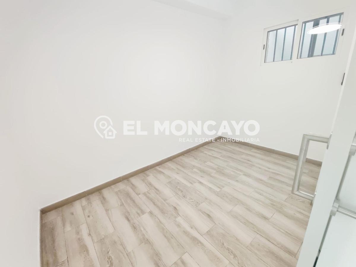 Apartment in Guardamar del Segura, Alicante, Spain 2 bedrooms, 36 sq.m. No. 183819