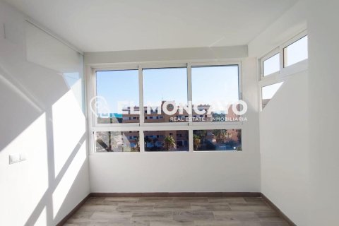 Wohnung zum Verkauf in Guardamar del Segura, Alicante, Spanien 2 Schlafzimmer, 36 m2 Nr. 183819 - Foto 8