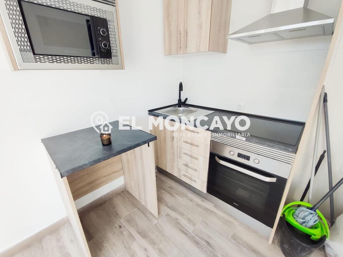 Apartment in Guardamar del Segura, Alicante, Spain 2 bedrooms, 36 sq.m. No. 183819