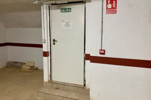 Autotallit myytävänä Cabo De Palos, Murcia, Espanja , 22 m2 No. 183825 - kuva 8