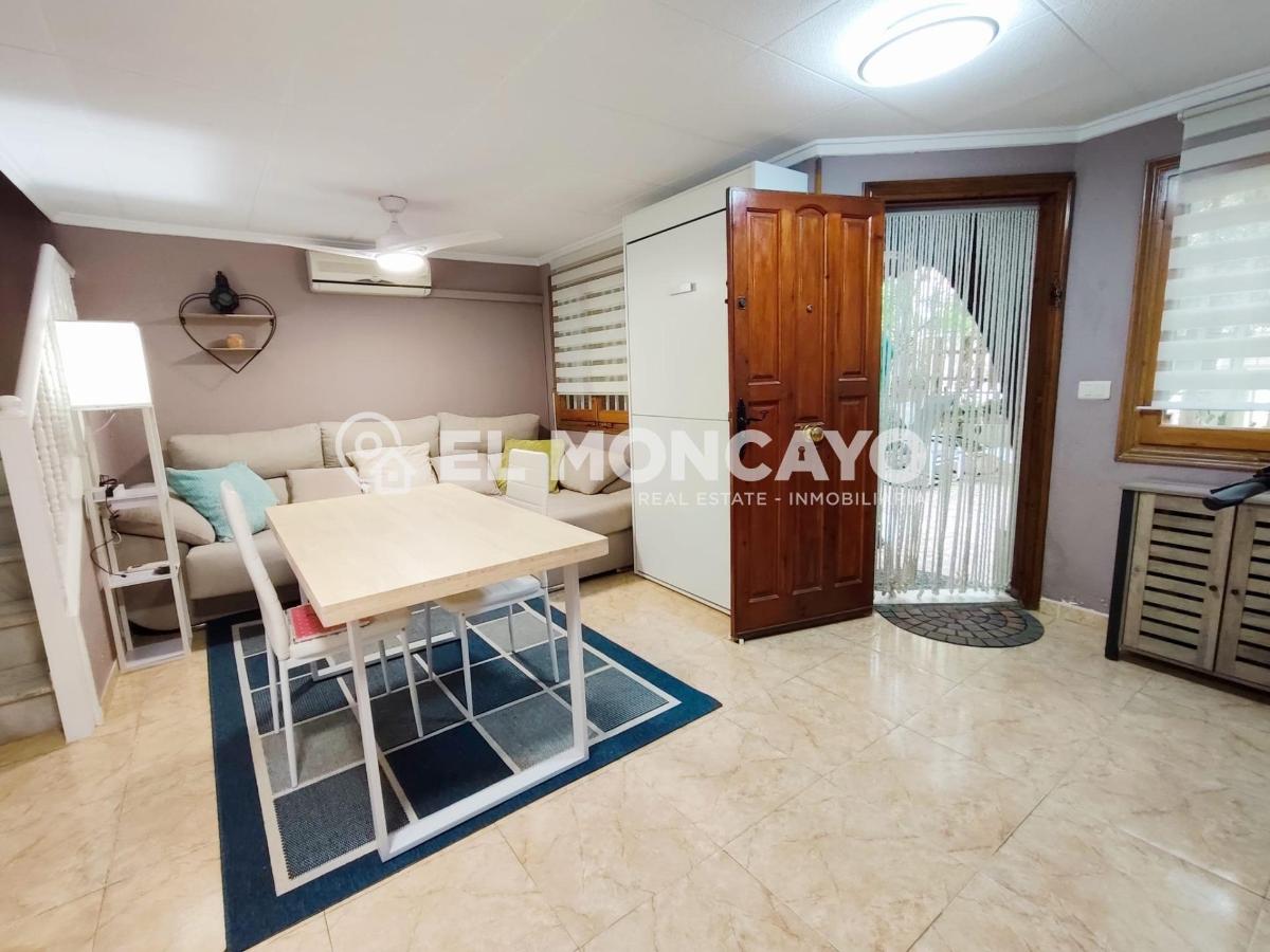 House in Guardamar del Segura, Alicante, Spain 2 bedrooms, 62 sq.m. No. 183820