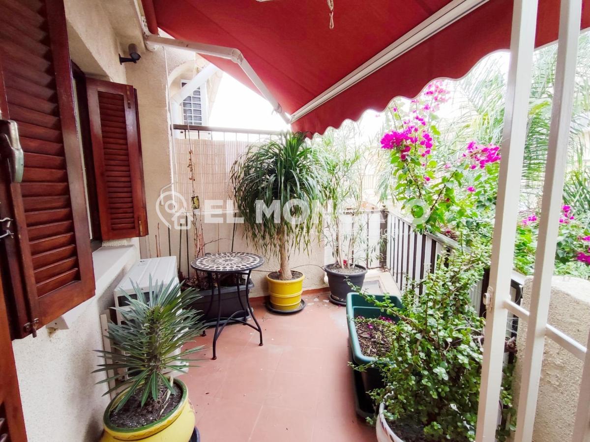 House in Guardamar del Segura, Alicante, Spain 2 bedrooms, 62 sq.m. No. 183820
