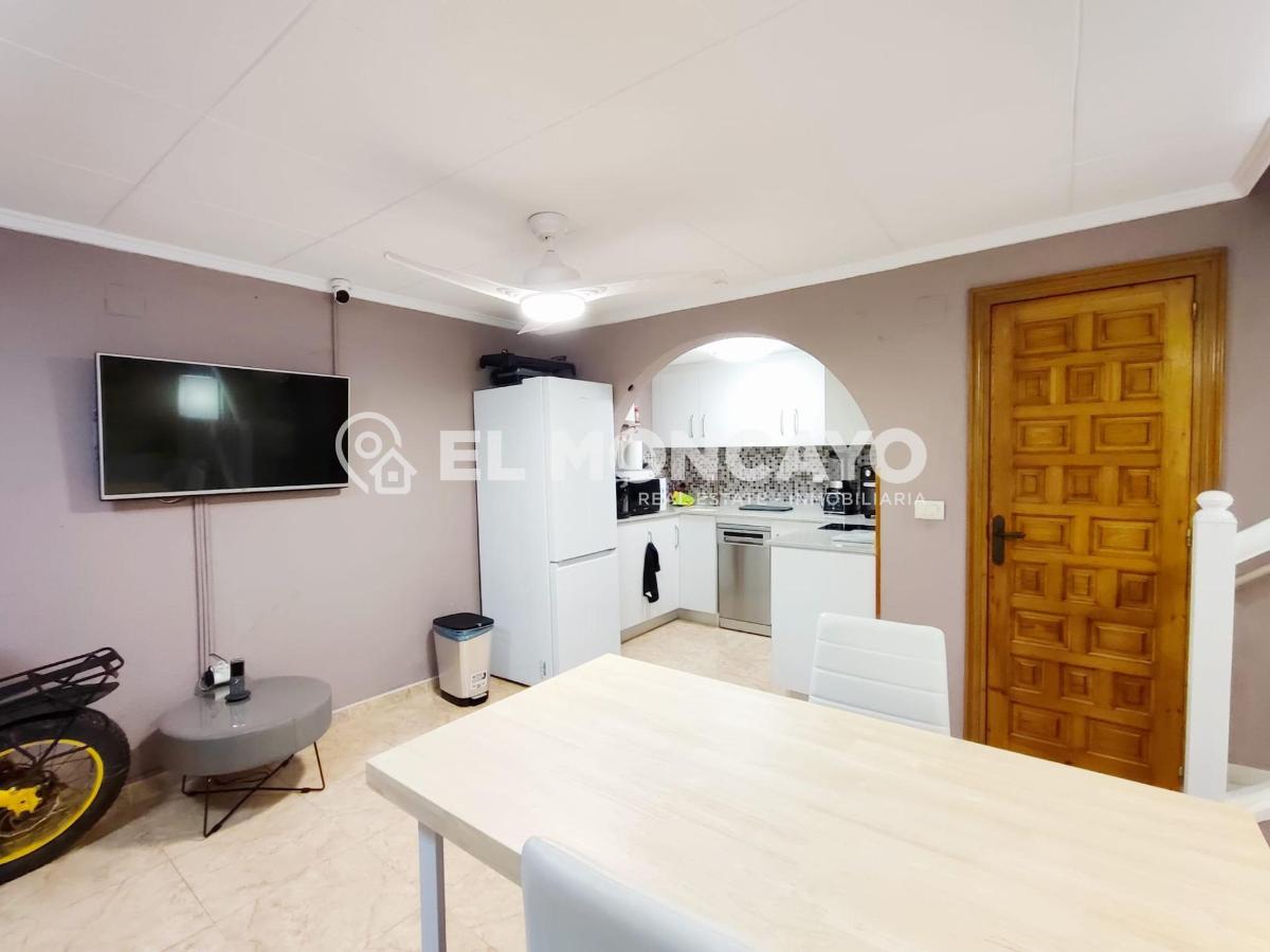 House in Guardamar del Segura, Alicante, Spain 2 bedrooms, 62 sq.m. No. 183820