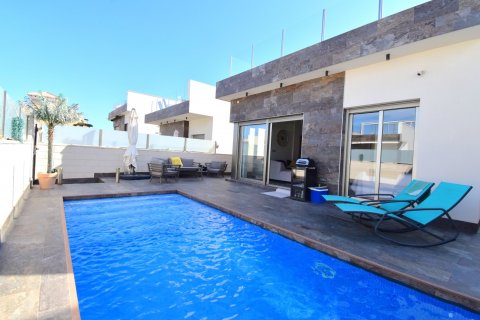 Villa for sale Alicante, Spain 3 bedrooms, 83 sq.m. No. 115849 - photo 2