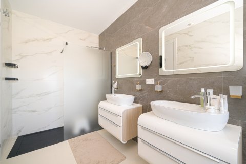 Villa for sale Finestrat, Alicante, Spain 5 bedrooms, 635 sq.m. No. 115844 - photo 25