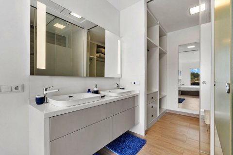 Villa till salu i Pinar De Campoverde, Alicante, Spanien 3 sovrum, 134 kvm. Nr. 143653 - foto 21