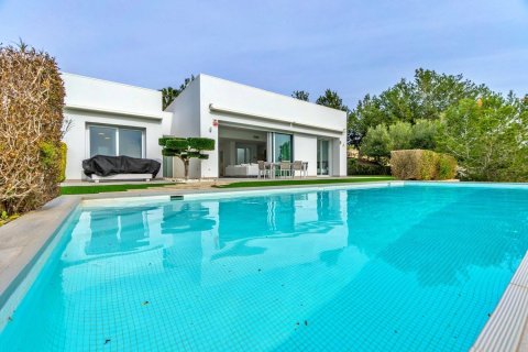 Villa till salu i Pinar De Campoverde, Alicante, Spanien 3 sovrum, 134 kvm. Nr. 143653 - foto 10