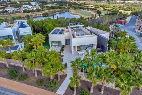 Villa till salu i Pinar De Campoverde, Alicante, Spanien 3 sovrum, 246 kvm. Nr. 143655 - foto 3