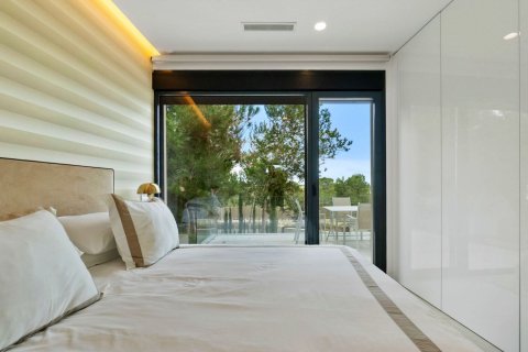 Villa till salu i Pinar De Campoverde, Alicante, Spanien 3 sovrum, 246 kvm. Nr. 143655 - foto 20