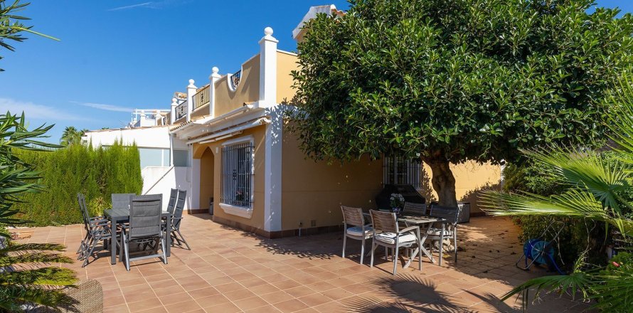 Villa i Cabo Roig, Alicante, Spanien 3 sovrum, 102 kvm. Nr. 143652