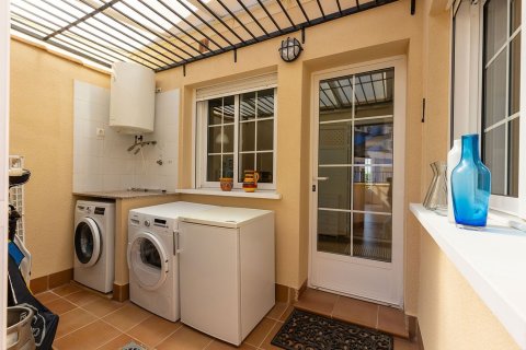 Villa till salu i Cabo Roig, Alicante, Spanien 3 sovrum, 102 kvm. Nr. 143652 - foto 29