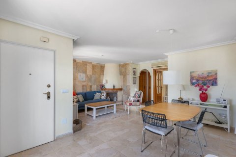 Villa till salu i Cabo Roig, Alicante, Spanien 3 sovrum, 102 kvm. Nr. 143652 - foto 10