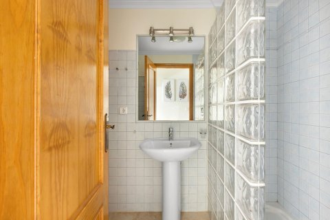 Villa till salu i Cabo Roig, Alicante, Spanien 3 sovrum, 102 kvm. Nr. 143652 - foto 18