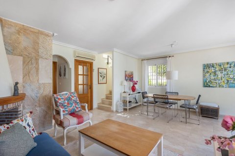 Villa till salu i Cabo Roig, Alicante, Spanien 3 sovrum, 102 kvm. Nr. 143652 - foto 9