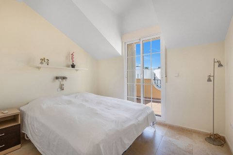 Villa till salu i Cabo Roig, Alicante, Spanien 3 sovrum, 102 kvm. Nr. 143652 - foto 21