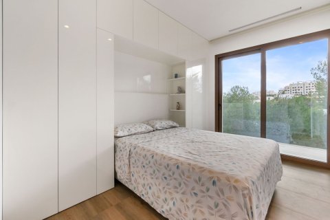 Villa till salu i Pinar De Campoverde, Alicante, Spanien 4 sovrum, 173 kvm. Nr. 143656 - foto 22