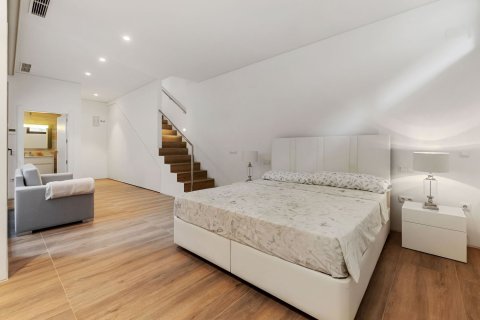 Villa till salu i Pinar De Campoverde, Alicante, Spanien 4 sovrum, 173 kvm. Nr. 143656 - foto 17