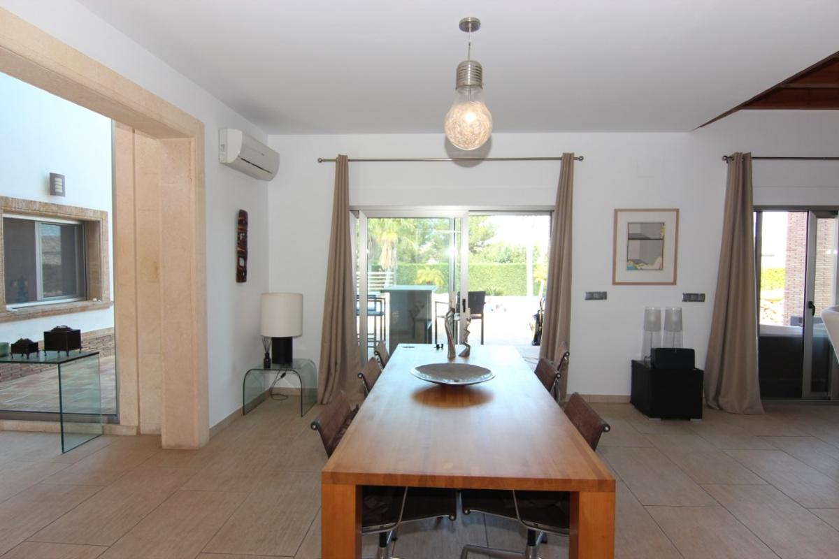 Вилла в Хавеа, Аликанте, Испания 5 спален, 450м2 №80595
