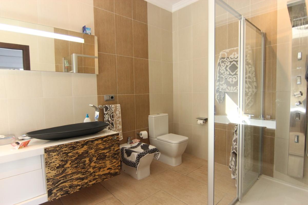 Вилла в Хавеа, Аликанте, Испания 5 спален, 450м2 №80595