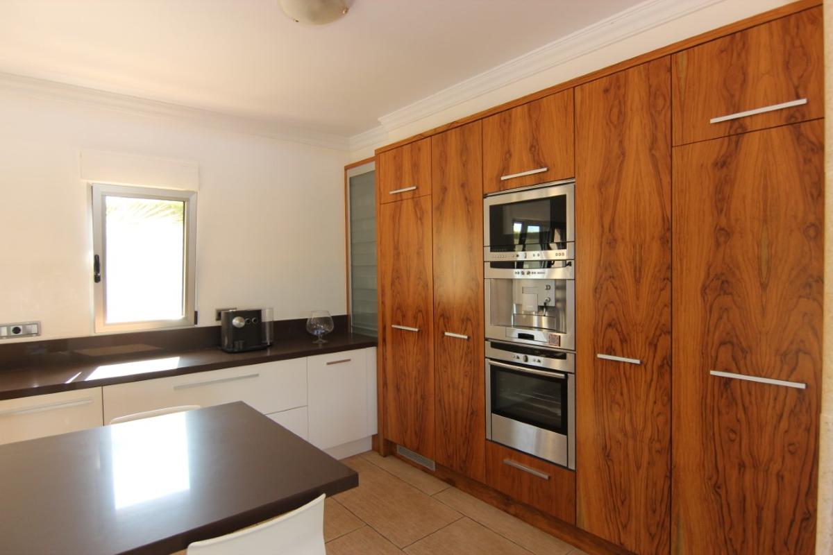 Вилла в Хавеа, Аликанте, Испания 5 спален, 450м2 №80595