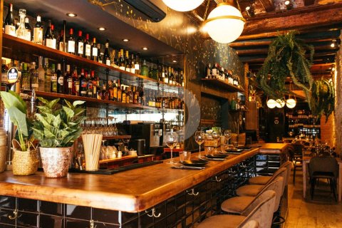 Cafe / restaurant à vendre à Gracia, Barcelona, Espagne, 93 m2 No. 155113 - photo 3