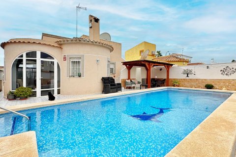 Villa till salu Alicante, Spanien 3 sovrum, 75 kvm. Nr. 139137 - foto 1