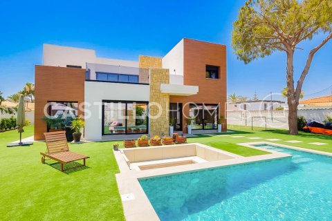 Villa for sale Torrevieja, Alicante, Spain 5 bedrooms, 273 sq.m. No. 139132 - photo 2