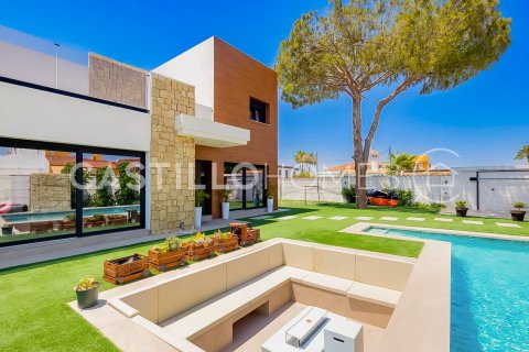 Villa for sale Torrevieja, Alicante, Spain 5 bedrooms, 273 sq.m. No. 139132 - photo 4